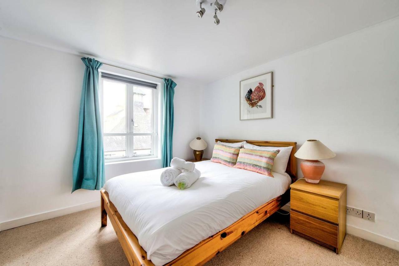 Altido Ultra Stylish Calton Road Apt W/ Parking Apartment Edinburgh Ngoại thất bức ảnh