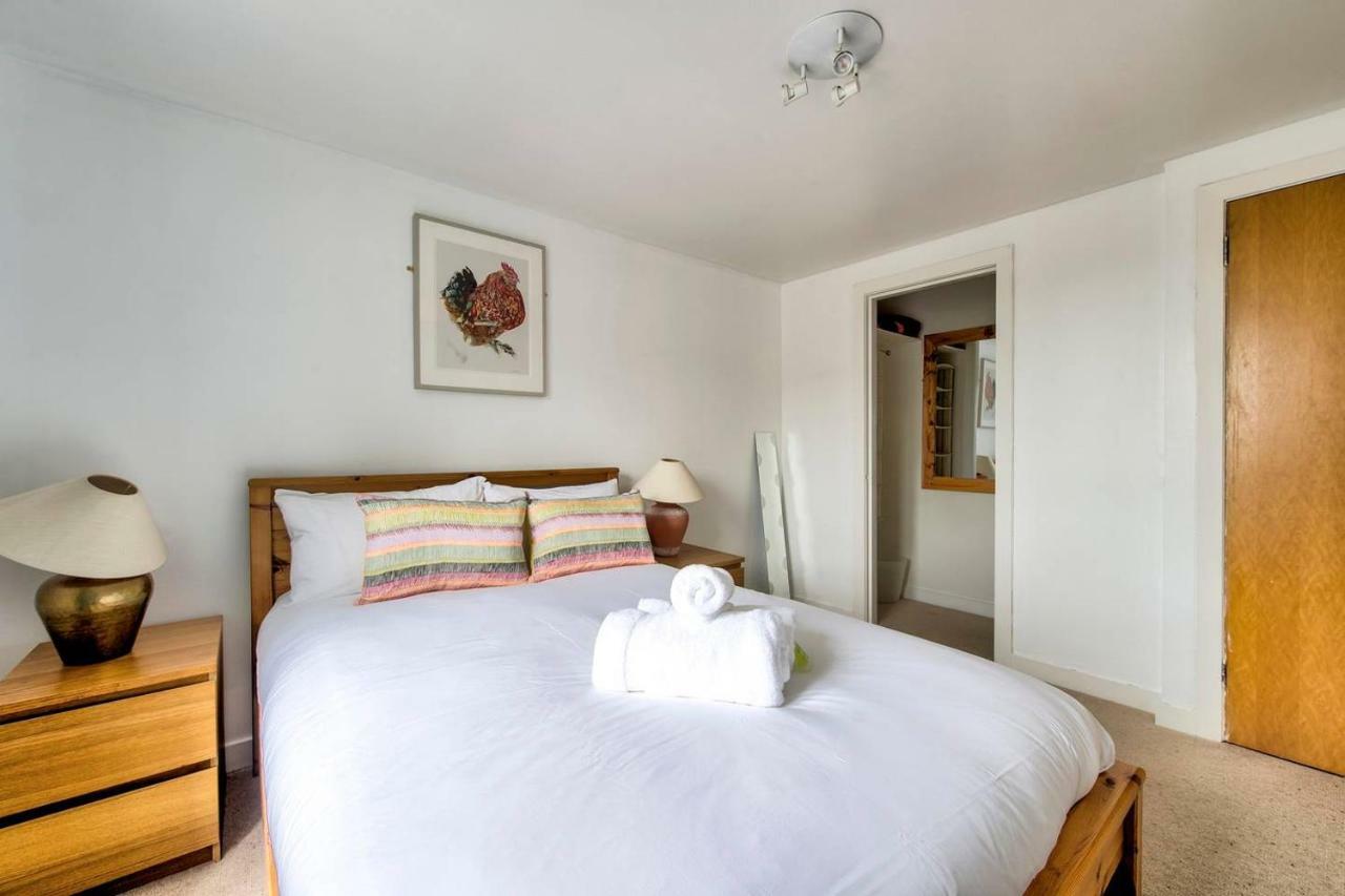 Altido Ultra Stylish Calton Road Apt W/ Parking Apartment Edinburgh Ngoại thất bức ảnh
